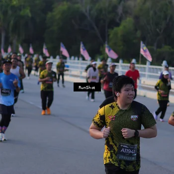 Runner Photo 7111249