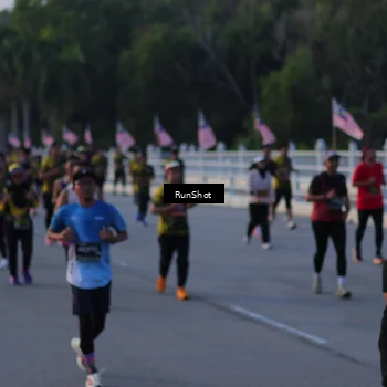 Runner Photo 7111251