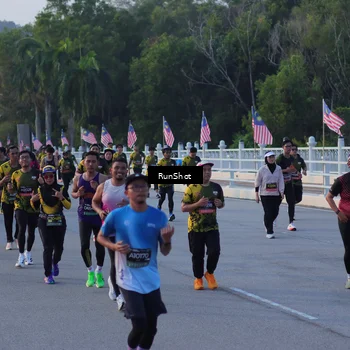 Runner Photo 7111257