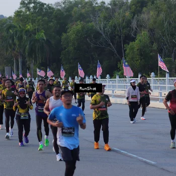 Runner Photo 7111259