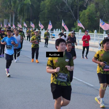 Runner Photo 7111270