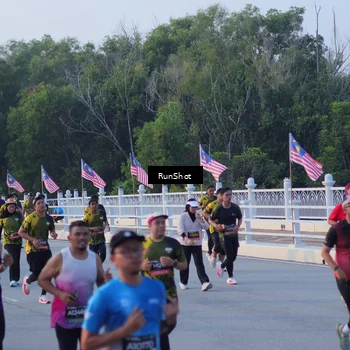 Runner Photo 7111276