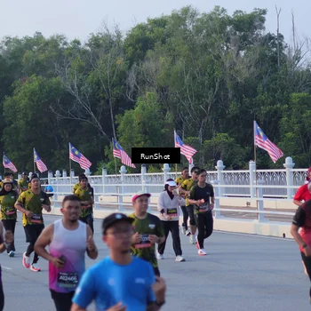 Runner Photo 7111277