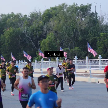Runner Photo 7111278
