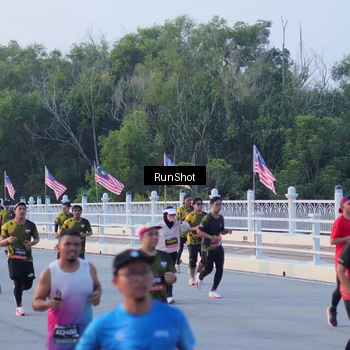 Runner Photo 7111282
