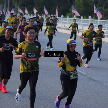 Runner Photo 7111305