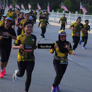 Runner Photo 7111307