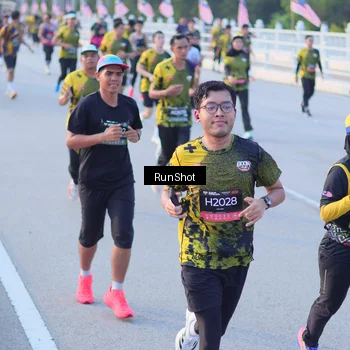 Runner Photo 7111309