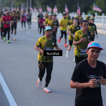 Runner Photo 7111323