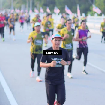 Runner Photo 7111329