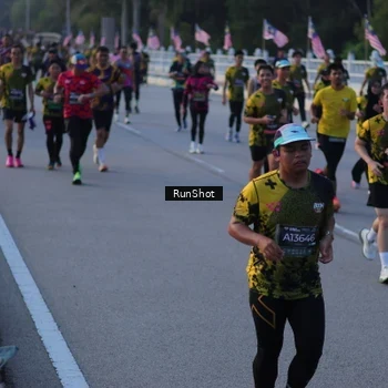 Runner Photo 7111337