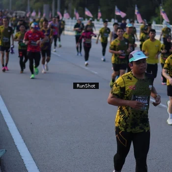Runner Photo 7111349