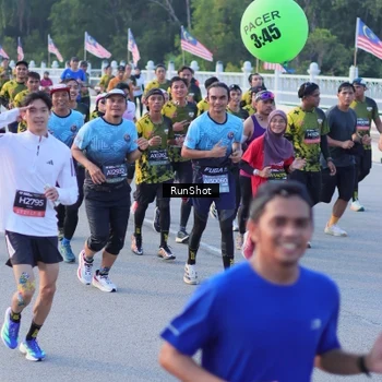 Runner Photo 7111353