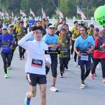 Runner Photo 7111356