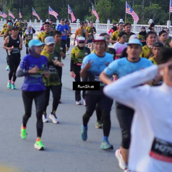Runner Photo 7111367