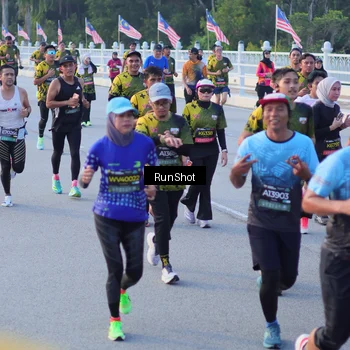 Runner Photo 7111374