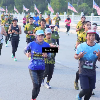 Runner Photo 7111380