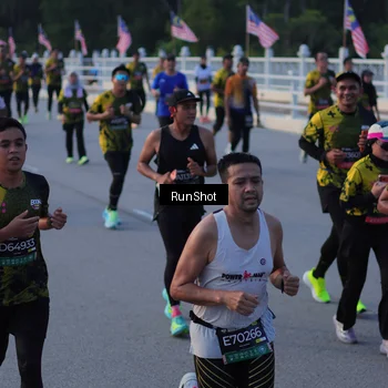 Runner Photo 7111395