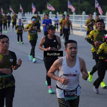 Runner Photo 7111396