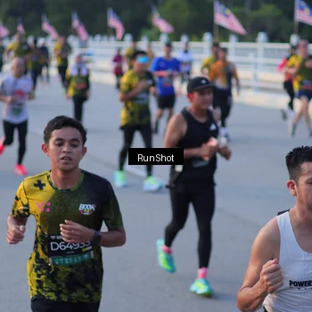 Runner Photo 7111402