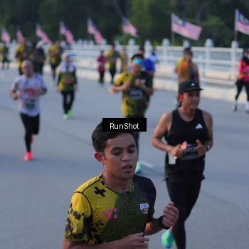 Runner Photo 7111406