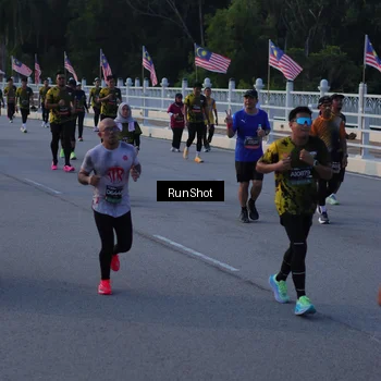 Runner Photo 7111412