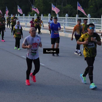 Runner Photo 7111416