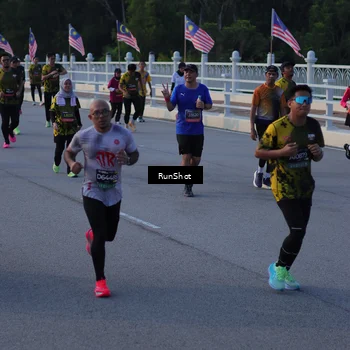 Runner Photo 7111417
