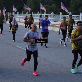 Runner Photo 7111420