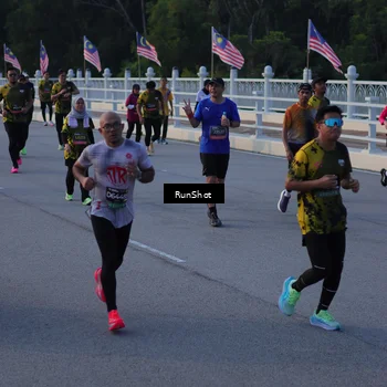 Runner Photo 7111422
