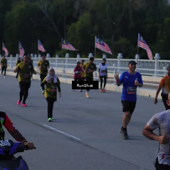 Runner Photo 7111431