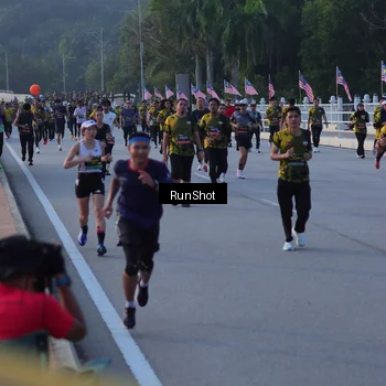 Runner Photo 7111440
