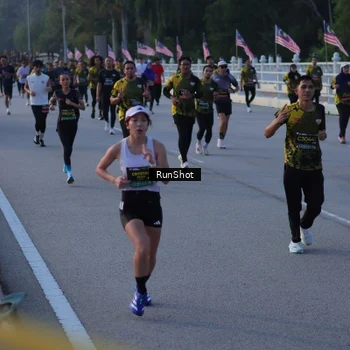 Runner Photo 7111465