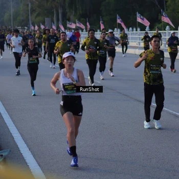 Runner Photo 7111469