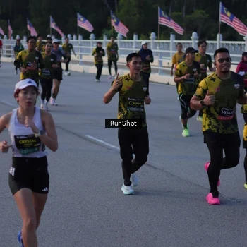 Runner Photo 7111479