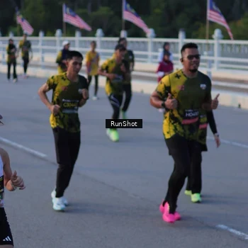 Runner Photo 7111482