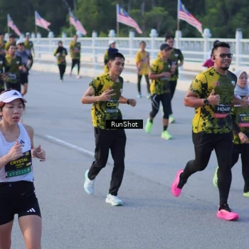 Runner Photo 7111486