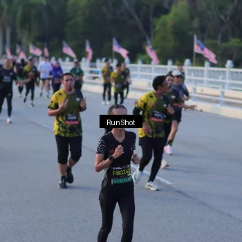 Runner Photo 7111502
