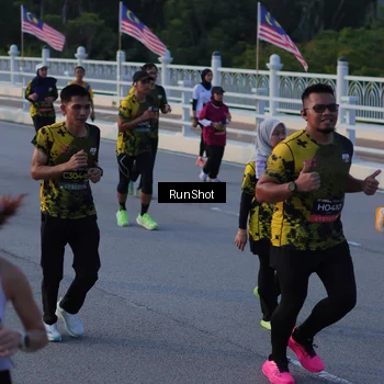 Runner Photo 7111506