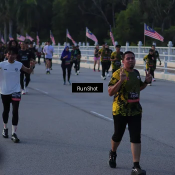 Runner Photo 7111514