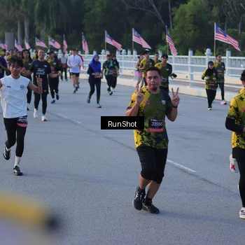 Runner Photo 7111517