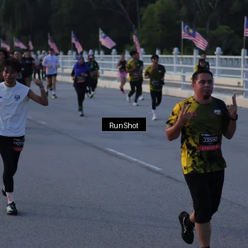 Runner Photo 7111524