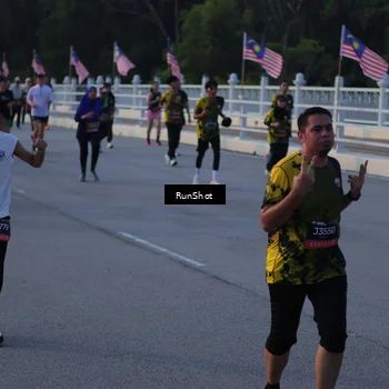 Runner Photo 7111525