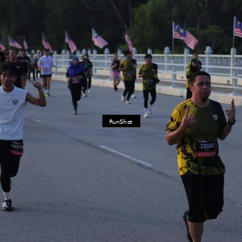 Runner Photo 7111527