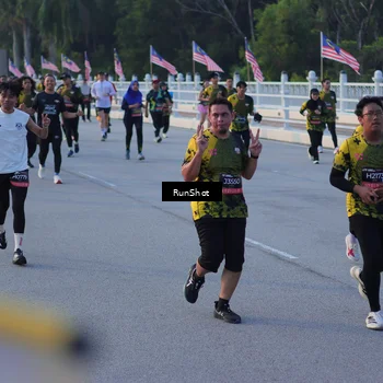 Runner Photo 7111531