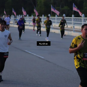 Runner Photo 7111532