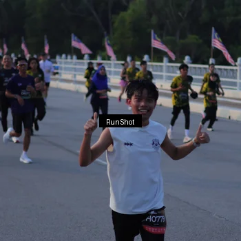 Runner Photo 7111546