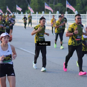 Runner Photo 7111548