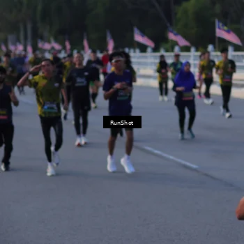 Runner Photo 7111555