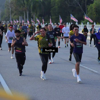 Runner Photo 7111558